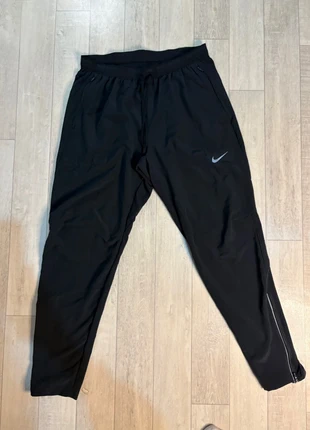 Pantalon nike phenom élite, marque: Nike, état: Neuf sans étiquette, taille: M, 59,99 €, 63,69 € Protection acheteurs incluse