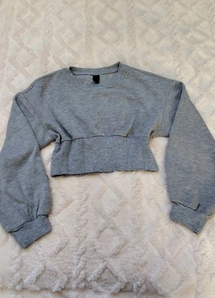 Top court manches longues bustier gris y2k, marque: Vintage Dressing, état: Très bon état, taille: S / 36 / 8, 5,00 €, 5,95 € Protection acheteurs incluse