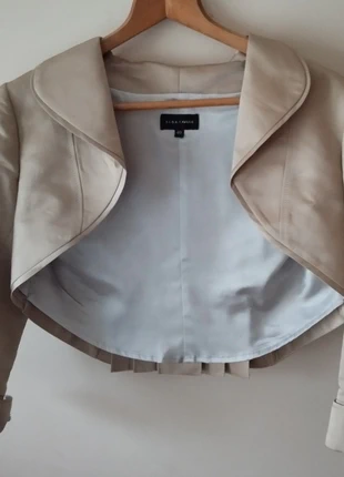 Bolero alba conde, marque: Alba Conde, état: Très bon état, taille: L / 40 / 12, 15,00 €, 16,45 € Protection acheteurs incluse