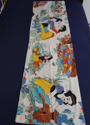 Traversin blanche neige, marque: Disney, état: Très bon état, taille: Autre, 7,00 €, 8,05 € Protection acheteurs incluse