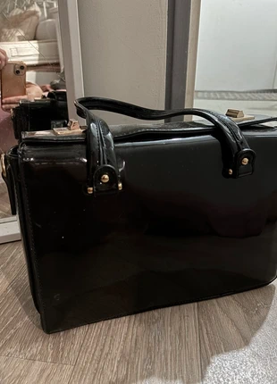 Sac à mains cuir noir, marque: Noir, état: Très bon état, 10,00 €, 11,20 € Protection acheteurs incluse