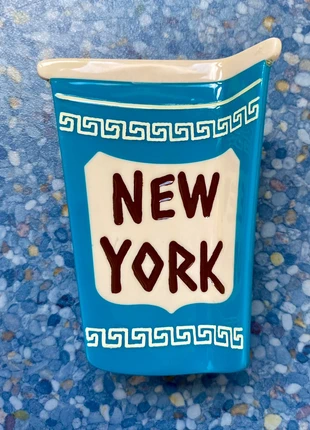Pince cheveux tasse a café New York, brand: Boutique indépendante, condition: Very good, €5.00, €5.95 includes Buyer Protection