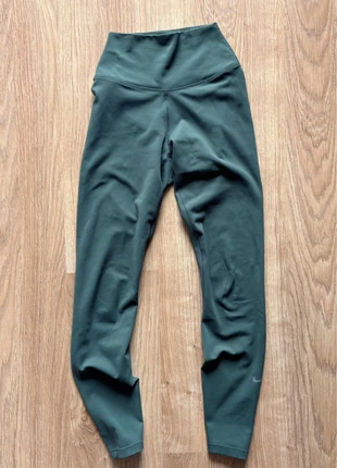 NIKE legging de sport vert femme taille XS, marke: Nike, zustand: Neu, größe: XS / 34 / 6, 20,00 €, 21,70 € inklusive Vinted-Käuferschutz