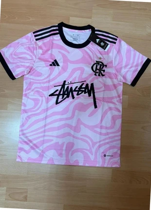 Maillot Concept / flamengo / rose / noir / M / stussy, marke: Concept, zustand: Neu, größe: M, 30,00 €, 32,20 € inklusive Vinted-Käuferschutz