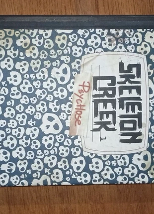 Livre Skeleton creek, état: Neuf sans étiquette, 5,00 €, 5,95 € Protection acheteurs incluse