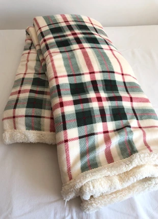 Manta de cuadros con borreguito – 130×170 cm, marca: Plaid blanket with sherpa lining, estado: Nuevo sin etiquetas, tamaño: 130 x 170 cm, 22,00 €, 23,80 € Protección al comprador incluida