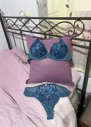 Parure Lingerie Chantelle, marque: Chantelle, état: Neuf sans étiquette, taille: M / 38 / 10, 10,00 €, 11,20 € Protection acheteurs incluse