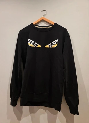 Sudadera Fendi negra con diseño ojos, marque: Fendi, état: Très bon état, taille: XL, 115,00 €, 121,45 € Protection acheteurs incluse