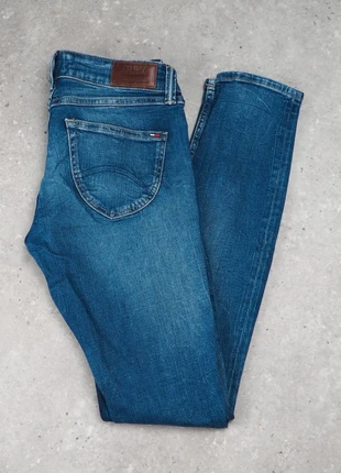 Jeans femme Tommy Jeans low rise skinny Sophie bleu logo brodé - Taille 28x32, marke: Tommy Jeans, zustand: Sehr gut, größe: M / 38 / 10, 20,00 €, 21,70 € beinhaltet Vinted-Käuferschutz Pro