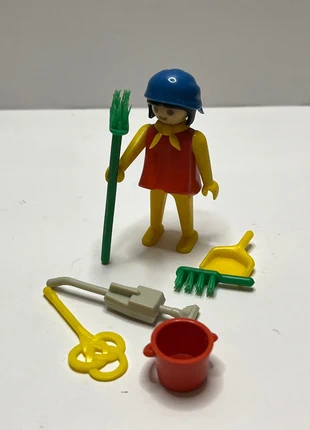 Playmobil vintage 3315 Schoonmaker compleet (33), merk: Playmobil, staat: Heel goed, maat: Universeel, € 2,99, € 3,84 inclusief Kopersbescherming Pro