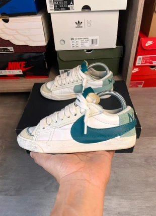 Nike Blazer Low ´77 Jumbo ´Summit White Geode Teal’ taille 36, marque: Nike, état: Très bon état, taille: 36, 45,00 €, 47,95 € Protection acheteurs incluse