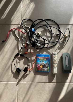 Xbox 360 lot, marke: Xbox, zustand: Zufriedenstellend, 4,00 €, 4,90 € inklusive Vinted-Käuferschutz