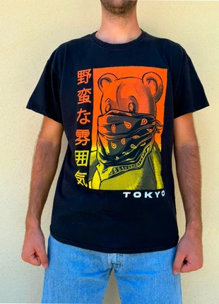 T-shirt imprimés américain vintage noir Tokyo, marca: Vintage Dressing, estado: Muito bom, tamanho: M, €3.00, €3.85 inclui Proteção do Comprador Pro