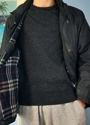 Manteau Imperméable Homme Burberry Logo Brodé Noir Intérieur Tartan Noir Rouge Taille M Vintage Y2K, marque: Burberry, état: Très bon état, taille: M, 90,00 €, 95,20 € Protection acheteurs incluse