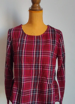 Belle Blouse à carreaux Bordeaux/marine Neuve 38🍷, marque: Camaïeu, état: Très bon état, taille: M / 38 / 10, 14,00 €, 15,40 € Protection acheteurs (Pro) incluse