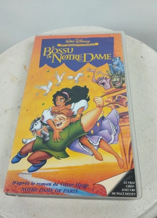 vhs - cassette - videocassette - videok7 - videocasete 🎬
Le Bossu de Notre-Dame – Walt Disney, zustand: Sehr gut, 7,00 €, 8,05 € beinhaltet Vinted-Käuferschutz Pro
