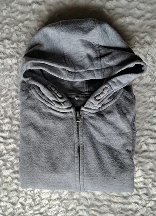 Gilet sweat zippé- Primark - taille 134cm - polaire molletonné full zip automne hiver basique, brand: Primark, condizioni: Buone, taglia: 9 anni / 134 cm, €2.00, €2.80 include la Protezione acquisti