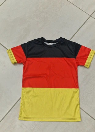 Tee shirt déguisement allemagne, état: Neuf sans étiquette, taille: 12 ans / 152 cm, 5,00 €, 5,95 € Protection acheteurs incluse