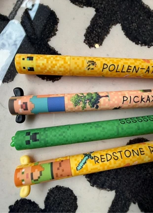 Magnifique stylos minecraft style Legami passion kawai, merk: sans, staat: Nieuw met prijskaartje, € 10,00, € 11,20 inclusief Kopersbescherming