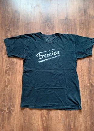 Y2k vintage crewneck shirt, brand: Vintage Dressing, condizioni: Ottime, taglia: L, €9.99, €11.19 include la Protezione acquisti