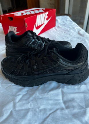 Nike p6000 triple black neuve, marque: Nike, état: Neuf avec étiquette, taille: 38, 68,00 €, 72,10 € Protection acheteurs incluse