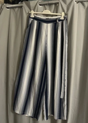 Pantalon à rayures taille L Sophyline, marca: Sophyline, estado: Muito bom, tamanho: L / 40 / 12, €7.00, €8.05 inclui Proteção do Comprador