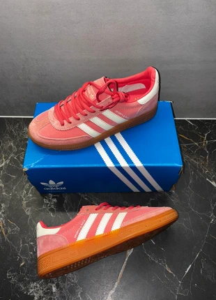 Baskets Adidas handball spezial  neuf rose taille 39, marque: adidas, état: Très bon état, taille: 39, 40,00 €, 42,70 € Protection acheteurs incluse