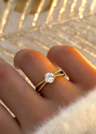 Bague dorée pierre type fiançailles ajustable – acier inoxydable, marke: Bijouterie Paribell, zustand: Sehr gut, größe: Größenverstellbar, 14,50 €, 15,93 € beinhaltet Vinted-Käuferschutz Pro