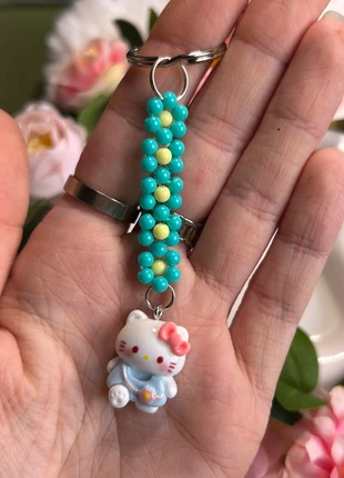 Porte-clés en perles hello kitty, marca: Fait Main, estado: Muy bueno, 5,00 €, 5,95 € Protección al comprador Pro incluida