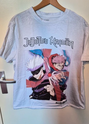 Jujutsu Kaisen shirt, merk: Jujutsu Kaisen, staat: Heel goed, maat: L, € 3,50, € 4,38 inclusief Kopersbescherming