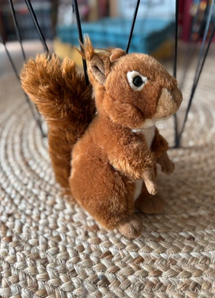 Peluche écureuil, staat: Heel goed, maat: Universeel, € 1,00, € 1,75 inclusief Kopersbescherming