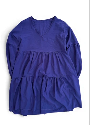 Abito viola a balze taglia M - tile casual comodo e femminile, brand: abito, condizioni: Nuovo senza cartellino, taglia: M / IT 42 / EU 38, €10.00, €11.20 include la Protezione acquisti