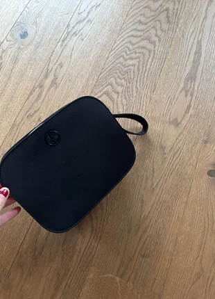 Giorgio Armani Kosmetiktasche, brand: Giorgio Armani, condizioni: Nuovo senza cartellino, €2.00, €2.80 include la Protezione acquisti