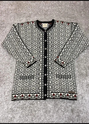 Veste Cardigan norvégien vintage Dale of Norway flocons blanc noir 100% laine gilet femme - M, marke: Dale of Norway, zustand: Sehr gut, größe: M / 38 / 10, 150,00 €, 158,20 € inklusive Vinted-Käuferschutz