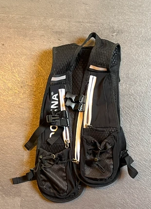 Gilet d’hydratation, brand: Dornna, condition: Very good, €8.00, €9.10 includes Buyer Protection