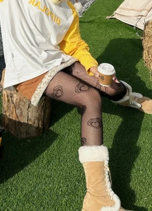 Playful Black Heart Pattern Fishnet Pantyhose, brand: UP, condizioni: Nuovo senza cartellino, taglia: Taglia unica, €7.00, €8.05 include la Protezione acquisti