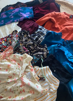 Lot vêtements femme de taille S/XS, brand: Bershka, condizioni: Ottime, taglia: XS / IT 38 / EU 34, €20.00, €21.70 include la Protezione acquisti