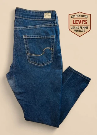 Jean Levi’s® Authentique femme skinny bleu moyen taille FR 42 (W32 L32) très bon état 1059, marca: Levi's, estado: Muito bom, tamanho: XL / 42 / 14, €13.00, €14.35 inclui Proteção do Comprador Pro