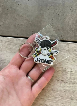 Porte clé One Piece J-one zoro neuf japan expo, marque: OnePiece, état: Neuf avec étiquette, 3,00 €, 3,85 € Protection acheteurs incluse