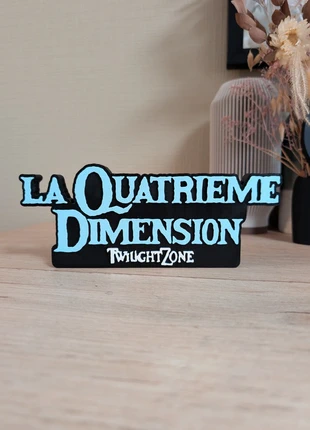 La quatrième dimension Twilight Zone logo décoratif 21x8cm, marke: la quatrième dimension, zustand: Sehr gut, 15,00 €, 16,45 € beinhaltet Vinted-Käuferschutz Pro