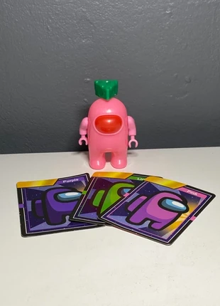 Figurine Among Us avec Cartes - Neuf, marca: Among Us, estado: Novo sem etiquetas, tamanho: Tamanho único, €2.00, €2.80 inclui Proteção do Comprador