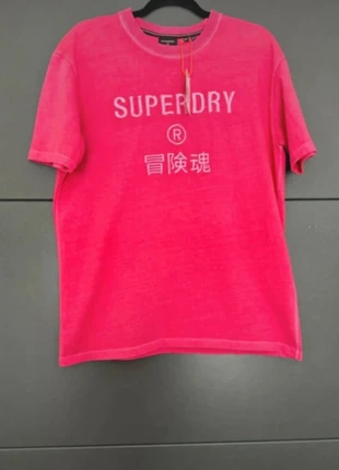 NEW superdry shirt M 100% cotton, merk: Superdry, staat: Nieuw met prijskaartje, maat: M / 38 / 10, € 20,00, € 21,70 inclusief Kopersbescherming