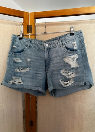 Short troué H&M, brand: H&M, condition: New without tags, size: XXL / 44 / 16, €7.00, €8.05 includes Buyer Protection