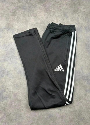 Jogging Adidas | Taille S | Couleur Noir, marca: adidas, estado: Muy bueno, tamaño: S, 12,50 €, 13,83 € Protección al comprador Pro incluida