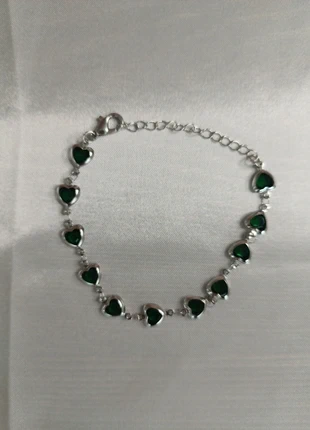 Bracelet Cœurs Vert Émeraude – Métal & Résine – Élégant, Fin & Ajustable, brand: CHIC, condition: New with tags, €6.50, €7.53 includes Buyer Protection Pro