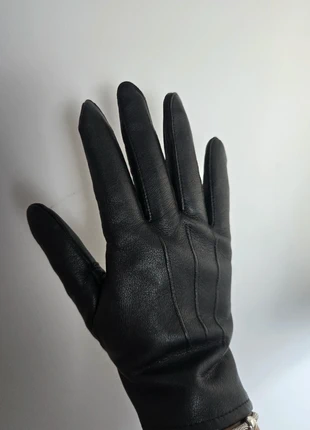 Gants cuir noir vintage – Chic minimaliste, brand: Vintage Dressing, condition: Very good, size: One size, €13.00, €14.35 includes Buyer Protection