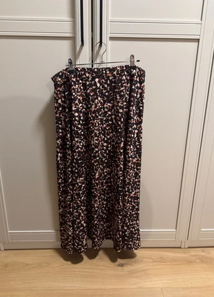 Tricot rok Lola Liza, merk: LolaLiza, staat: Heel goed, maat: XXL / 44 / 16, € 5,00, € 5,95 inclusief Kopersbescherming