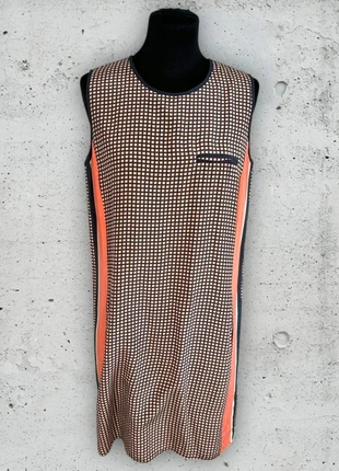 Robe Essentiel Antwerp - Carreaux beige et noir, Taille L / 40 / 12, marque: Essentiel Antwerp, état: Très bon état, taille: L / 40 / 12, 9,00 €, 10,15 € Protection acheteurs (Pro) incluse