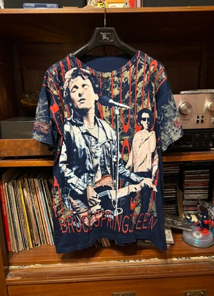 Bruce Springsteen 1992 All Over Print Vintage Tee, marque: Vintage Dressing, état: Très bon état, taille: M, 30,00 €, 32,20 € Protection acheteurs incluse