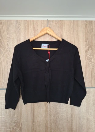 Zwart dun truitje  - Banned - Maat M 38, merk: Banned Retro, staat: Nieuw met prijskaartje, maat: M / 38 / 10, € 18,50, € 20,13 inclusief Kopersbescherming Pro